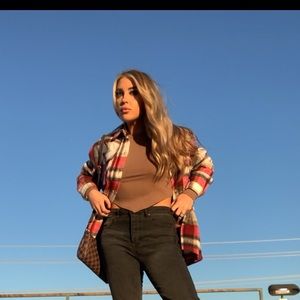 Meet your Posher, Lauren